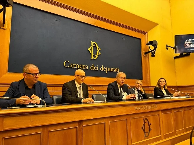 Il sindaco Spazzafumo insieme a Marco Trionfante e al regista Giuseppe Piccioni hanno partecipato a Roma alla presentazione della terza edizione del Piceno Cinema Festival