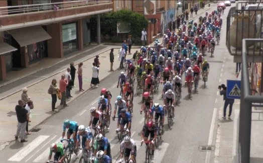 GIRO D’ITALIA 2025: LE MARCHE PROTAGONISTE CON EMOZIONANTI TAPPE NEL CUORE DELL’APPENNINO