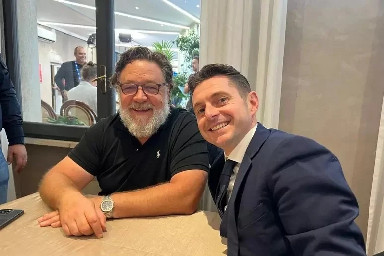 Concerto regalo di Russel Crowe ad Ascoli Piceno