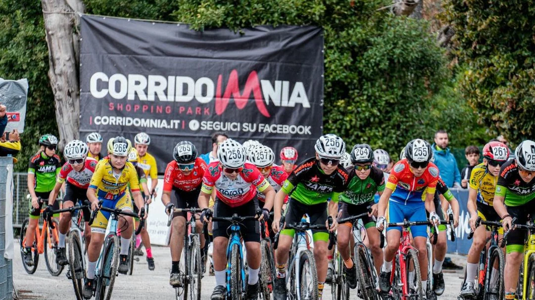 Le Marche in sella con i suoi eventi FCI del 26-27 settembre: dalle ultime sfide su strada al debutto del ciclocross fino all’enduro