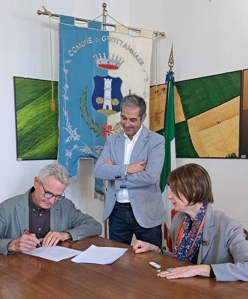 Fotovoltaico sul tetto del Bocciodromo comunale di Grottammare