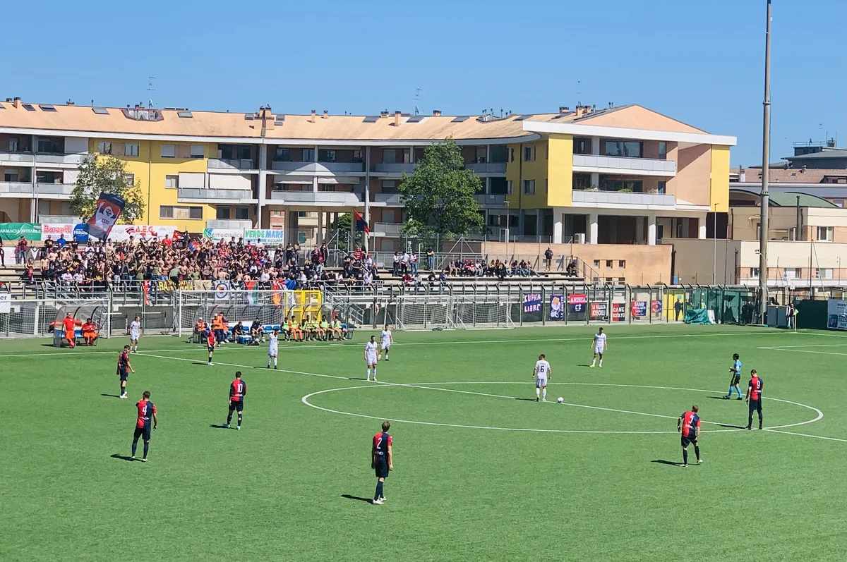Samb, 3-5 in rimonta a Senigallia: domenica semifinale playoff ad Avezzano