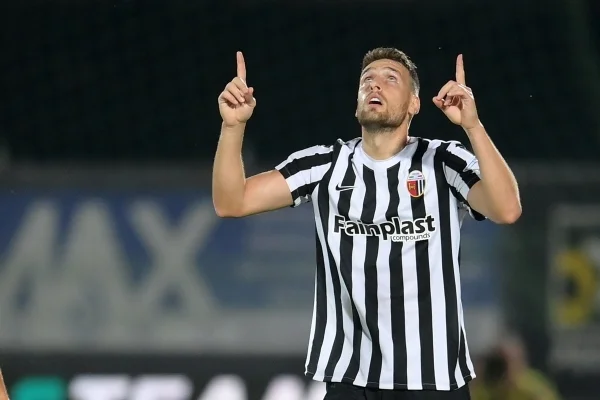 Ascoli Calcio - Tempo di addii in casa bianconera: salutano due totem come Botteghin e Bellusci