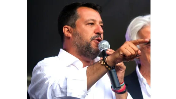 Salvini, 'Via il permesso di soggiorno a chi delinque'