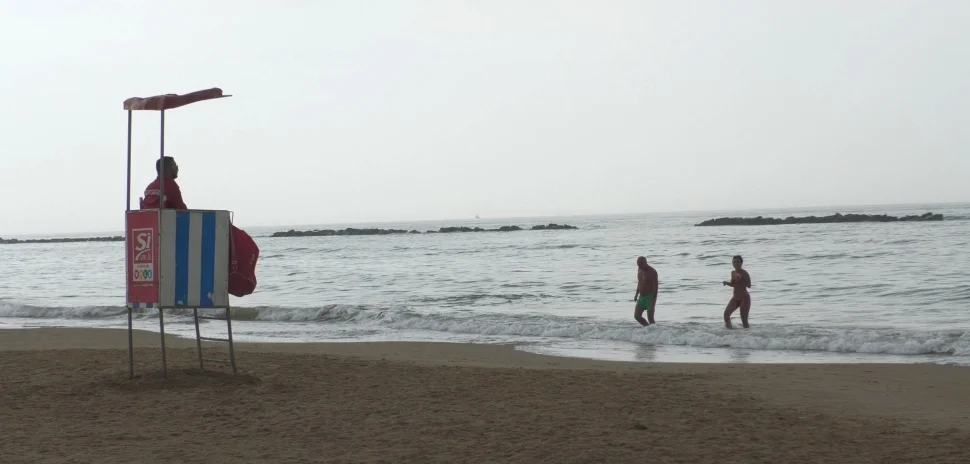 Di nuovo problemi per gli imprenditori balneari della Riviera delle Palme
