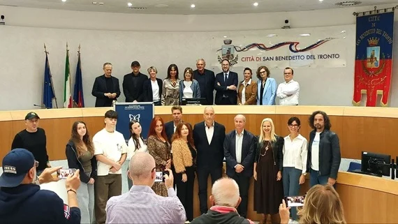 PRIMO CIAK PER LA QUINTA EDIZIONE DEL PICENO CINEMA FESTIVAL. INNOVAZIONE DIGITALE, GIOVANI E TERRITORIO “DENTRO UN ABBRACCIO”