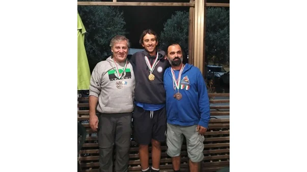 Surfcasting, Emidio Silenzi è il nuovo campione regionale delle Marche