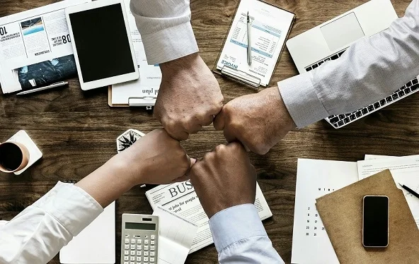 Contributi per la valorizzazione del commercio e creazione di impresa, opportunità per le aziende del Piceno da due bandi regionali