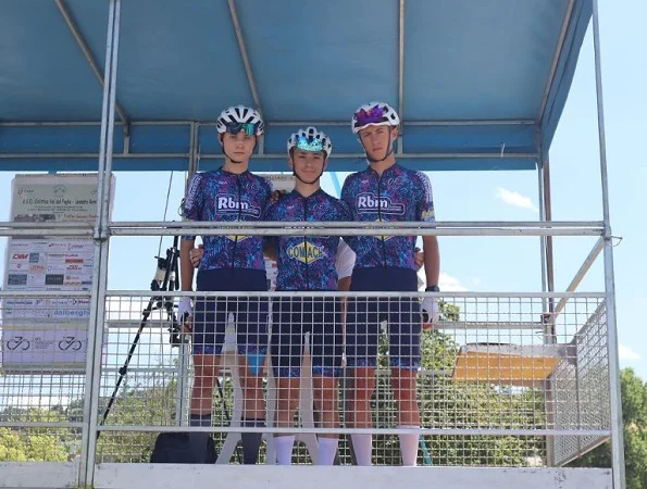 In alto i colori della formazione juniores OP Bike reduce dal Giro dell’Aglianico del Vulture e dal Trofeo Balacco Paponi