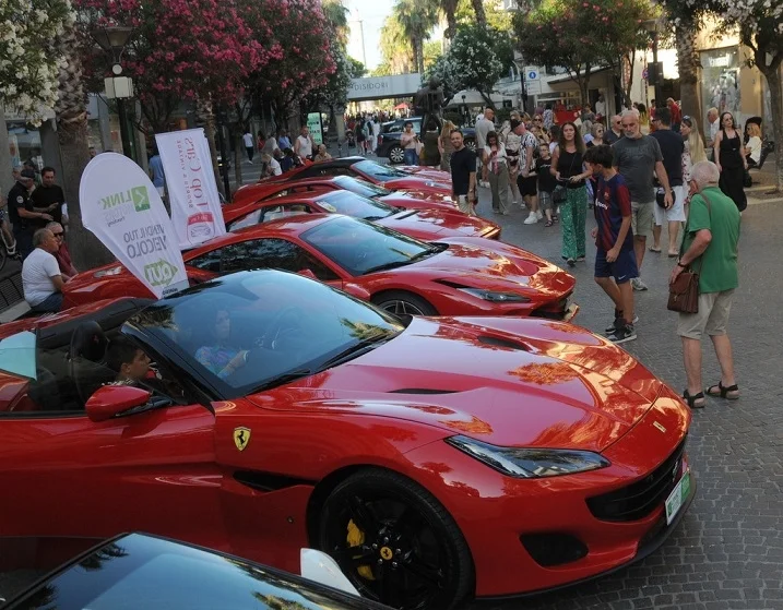 Rosso Italia: la vetrina di eccellenze ha animato il centro di San Benedetto