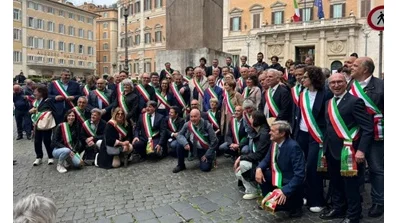Ricci: “Al fianco dei sindaci che protestano, più di 600 comuni montani a rischio . Governo sospenda decreto e convochi tavolo di confronto”