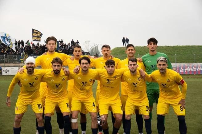 In Eccellenza Marche la Fermana vince in rimonta a Tolentino e si prende il vertice classifica