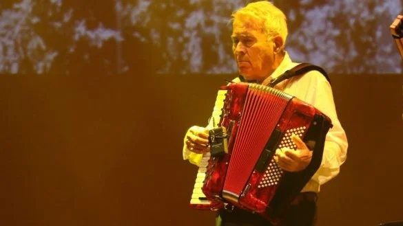 Il teramano Serafino Pulcini vince il “Festival della Canzone Ascolana” con il brano “La guerra de li strëzzì”