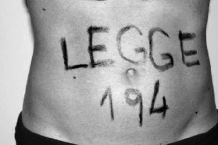 Giù le mani dalla legge194: sul corpo delle donne decidono le donne