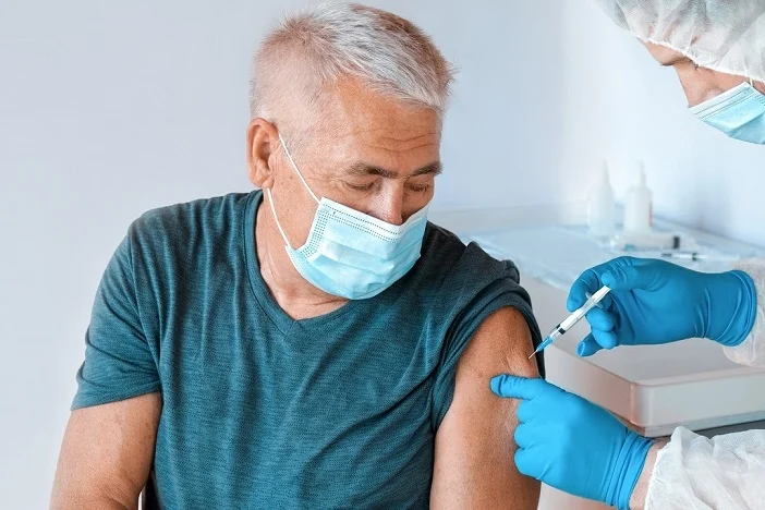 Vaccinazione anti Covid-19, cambiano gli orari di apertura degli ambulatori dell'Ast di Ascoli