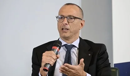 Ricci: “Governo ha tolto altri 163 milioni alla linea ferroviaria adriatica. Ennesimo scippo, la Regione è colpevole e complice”