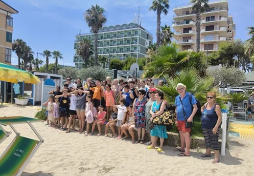 Un ponte di solidarietà lungo 25 anni: Venarotta e Grottammare siglano il "Patto d’Amicizia" nel segno della memoria e del turismo sociale