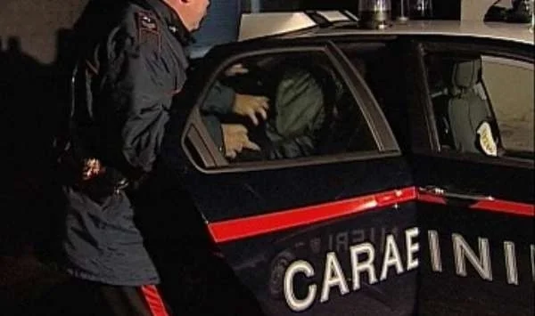 Teramo, malmenato dopo un diverbio in casa: arrestato uno straniero