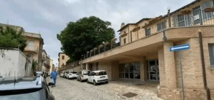Offida - Colpo dei ladri al poliambulatorio dell'Ast, rubati tremila euro
