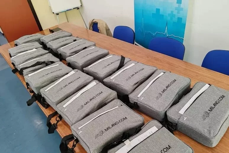 All'Ast di Ascoli Piceno consegnati 17 ecografi palmari per medici aree interne