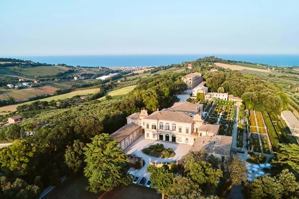 Villa Buonaccorsi: un’estate di visite sold out nel Giardino all’Italiana
