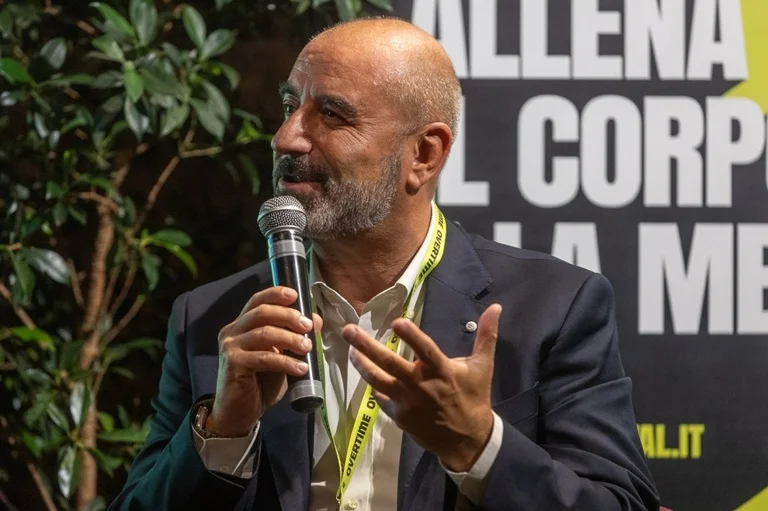 FRESI, PASTORE, CAPELLI, OVERTIME CALA UN TRIS D’ASSI. SUCCESSO PER UN VENERDÌ TRA SPORT E CULTURA