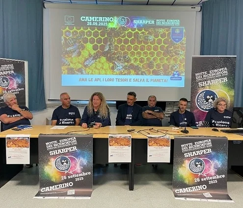 CON SHARPER UNICAM ILLUMINA LA NOTTE EUROPEA DELLE RICERCATRICI E DEI RICERCATORI