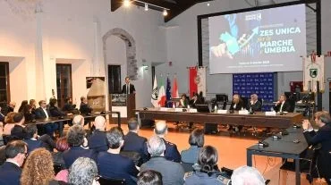 ZES UNICA PER MARCHE E UMBRIA: TAPPA A FABRIANO PER PRESENTARE LE OPPORTUNITÀ PER IMPRESE E TERRITORI