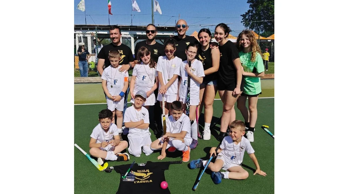 HOCKEY SU PRATO: ASD CITTA’ DELL’AQUILA VOLA A CAGLIARI, LE TALENTUOSE ANGELICA LOPARDI E CHIARA FRAPICCINI, PROTAGONISTE NELLE FILA DEL PRESTIGIOSO TEAM DELLA LAZIO ALLE FINALI NAZIONALI UNDER 16