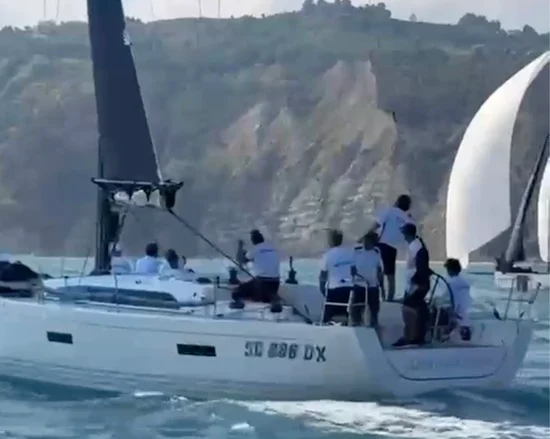 Adrenalina trionfa alla Regata del Conero: prestigiosa vittoria per il Circolo Nautico Sambenedettese