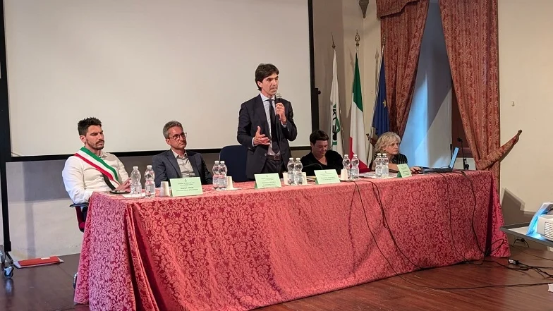 TAPPA A PIANDIMELETO PER LA PRESENTAZIONE DELLA STRATEGIA REGIONALE PER IL RILANCIO DEI BORGHI MARCHIGIANI