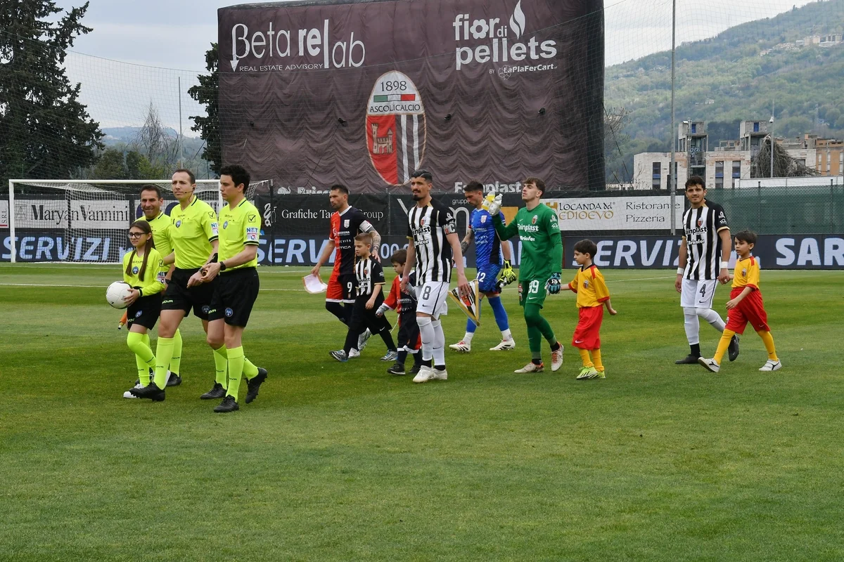 Ascoli Calcio - A Sestri Levante per la salvezza: Arezzo e Pescara alleate del Picchio