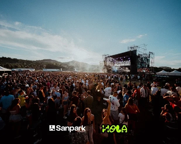Sanpark Adriatic, Hola Latin Fest con Nicky Jam