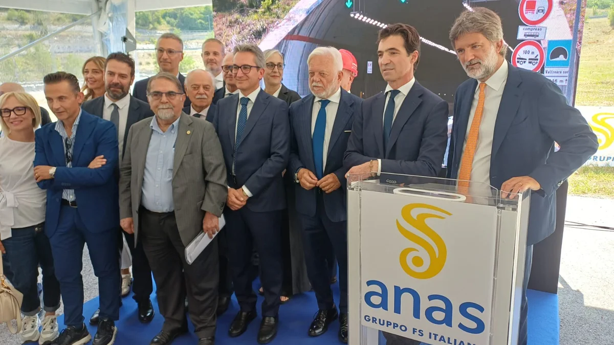 QUADRILATERO MARCHE-UMBRIA, ANAS: APERTO AL TRAFFICO A QUATTRO CORSIE L’ULTIMO TRATTO DELLA SS76, SULLA DIRETTRICE PERUGIA-ANCONA