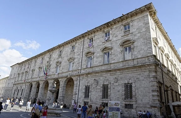 La Roma imperiale torna ad Ascoli Piceno, ai Giardini rivive la storia antica 