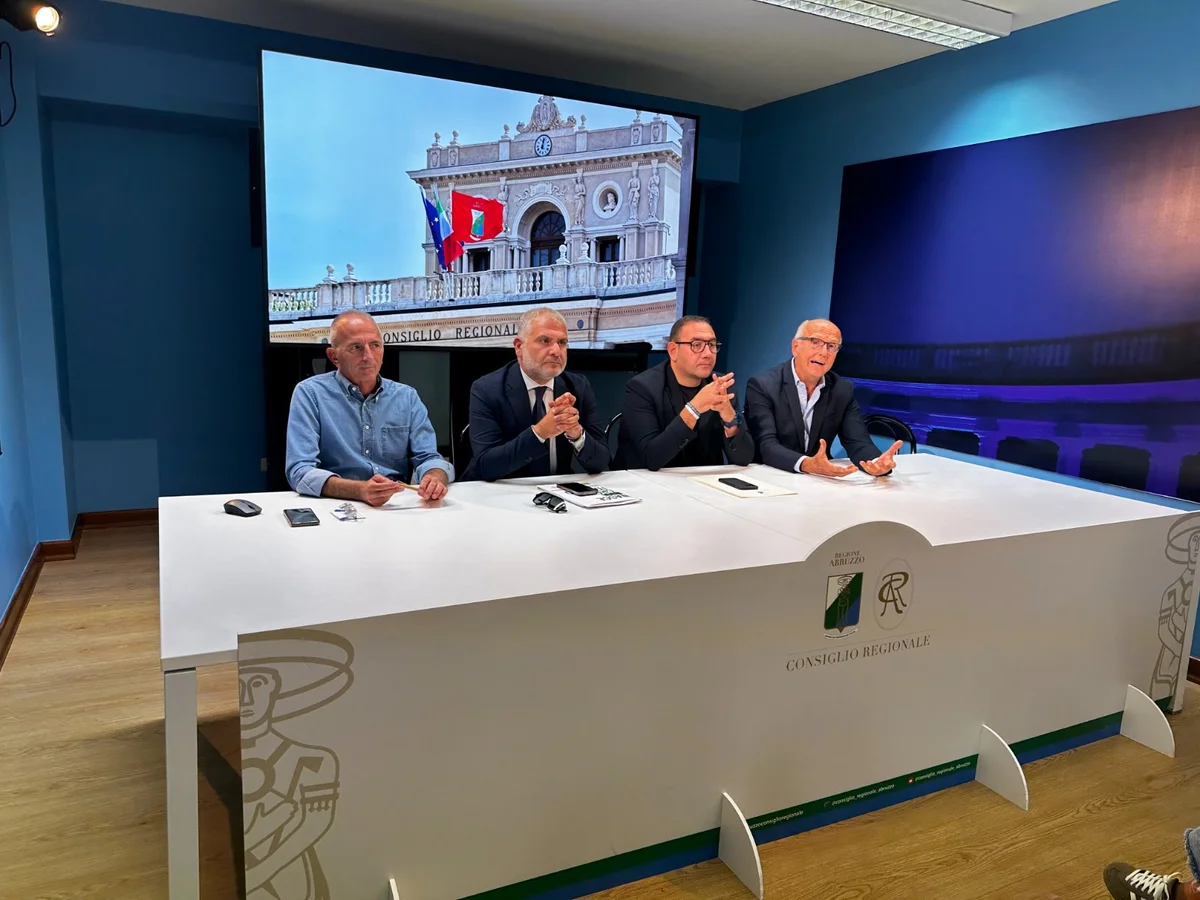 SAPORI E BENESSERE NEL VELINO SIRENTE