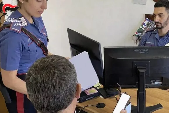 Frode informatica da 44mila euro con finta app bancaria, cinque i denunciati 