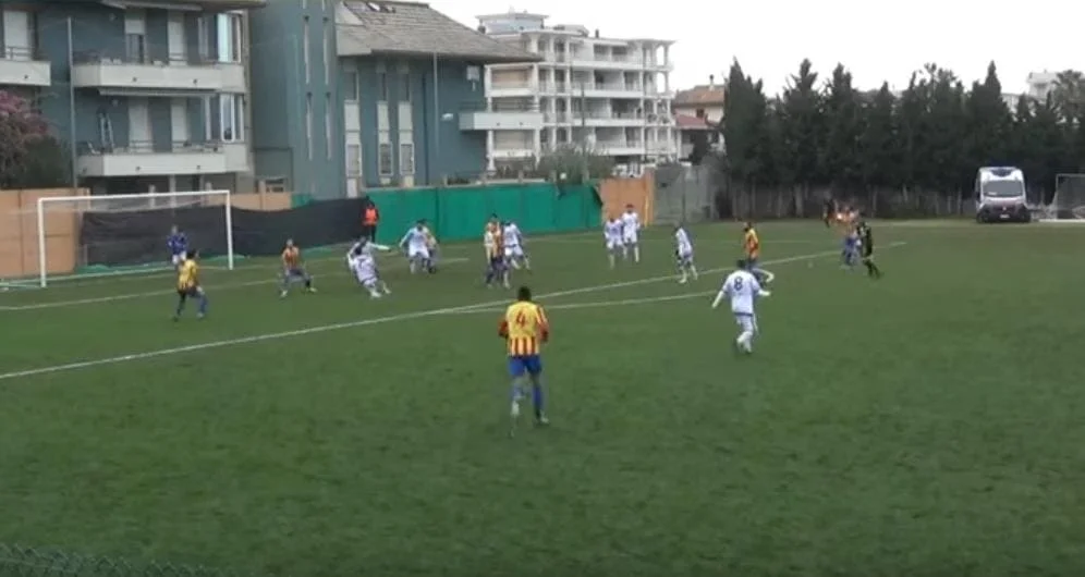 A dirigere il big match del girone B di Promozione, Trodica - Porto S. Elpidio è il sig. El Houssine El Mouhsini di Pesaro