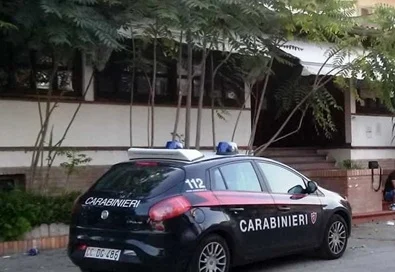 Fuggono senza pagare il conto da 650 euro dopo una vacanza, denunciati