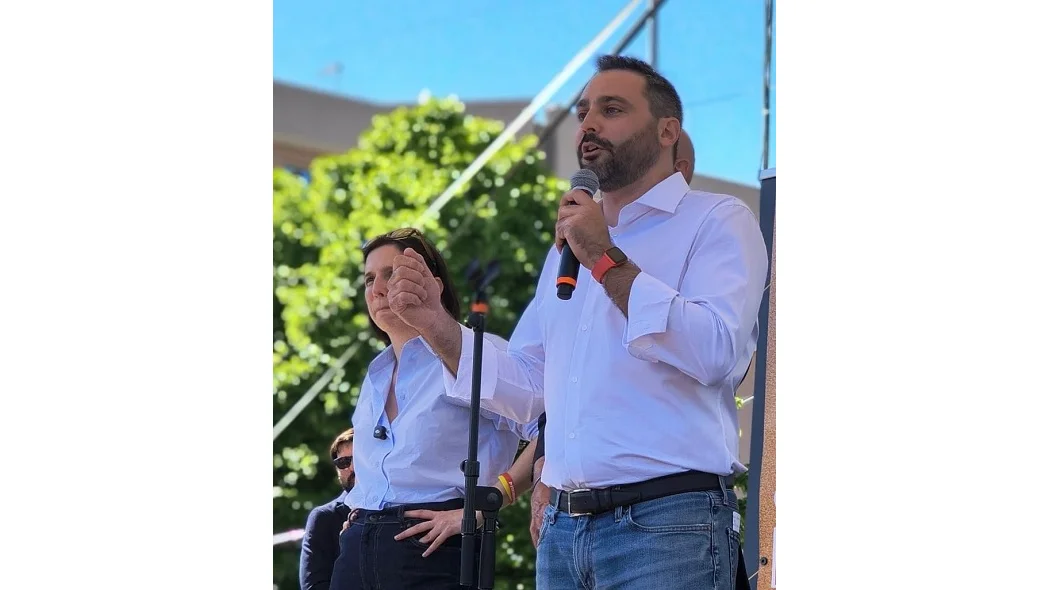 Il Comune acquisti la zona AREAMARE