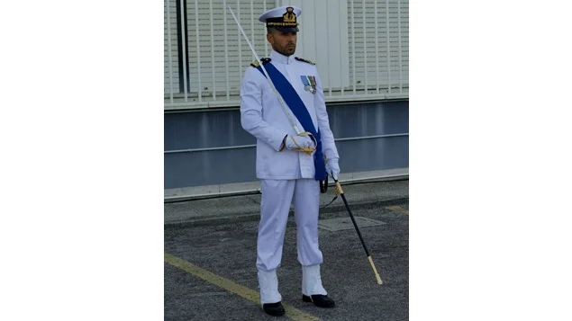 CAPITANERIA DI PORTO DI SAN BENEDETTO DEL TRONTO: IL SALUTO AL COMANDANTE IN 2ª FRANCESCO SANGERMANO, DESTINATO ALLA DIREZIONE MARITTIMA DELLA LIGURIA