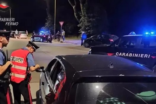 In giro con armi e oggetti atti ad offendere, tre denunce nel Fermano 