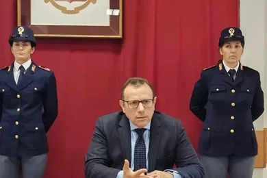 Oscar 25, ad Ascoli Piceno la polizia ha eseguito i decreti del Prefetto per tre espulsioni 