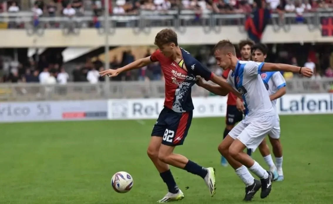 Il giovane attaccante Edoardo Lonardo sosterrà qualche giorno di allenamento con l' U.S. Cremonese