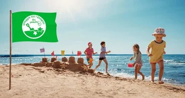 Bimbi al mare, 164 spiagge scelte dai pediatri: ecco le Bandiere verdi del 2026 