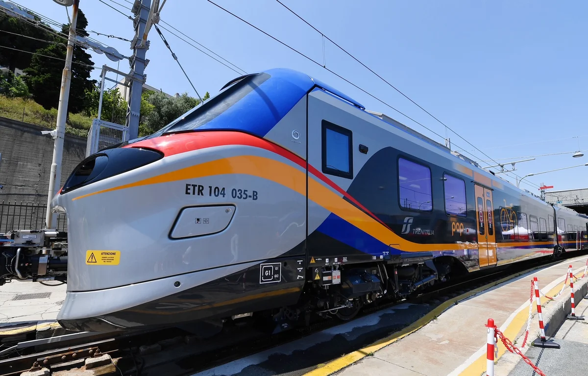 Polizia di Stato, iniziative di prossimità: domenica a Roseto un banchetto sul tema della sicurezza in ambito ferroviario e a bordo dei treni