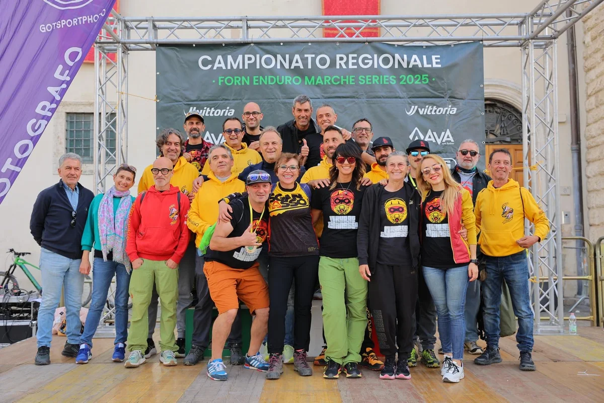 Dal centro storico ai sentieri sopra Ascoli Piceno: la terza prova dell’Enduro Marche Series ha entusiasmato atleti e organizzatori