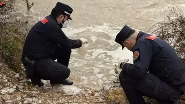 Inquinato torrente del fiume Esino, misure cautelari per gestori di impianto biogas 