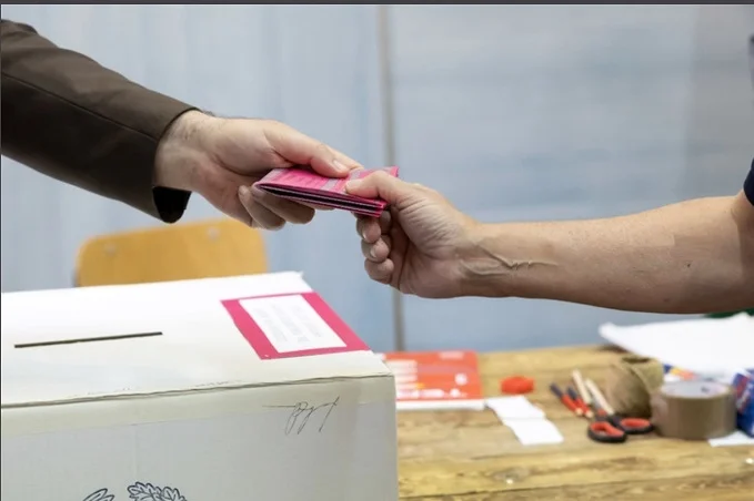 Nelle Marche per le Europee alle 23,00 l'affluenza si attesta al 15,69%