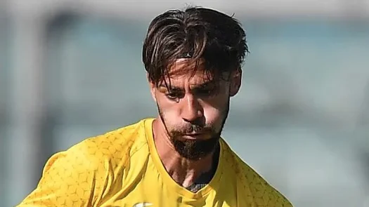 La Fermana riparte dall’attaccante Fofi, confermato il prolifico bomber gialloblù